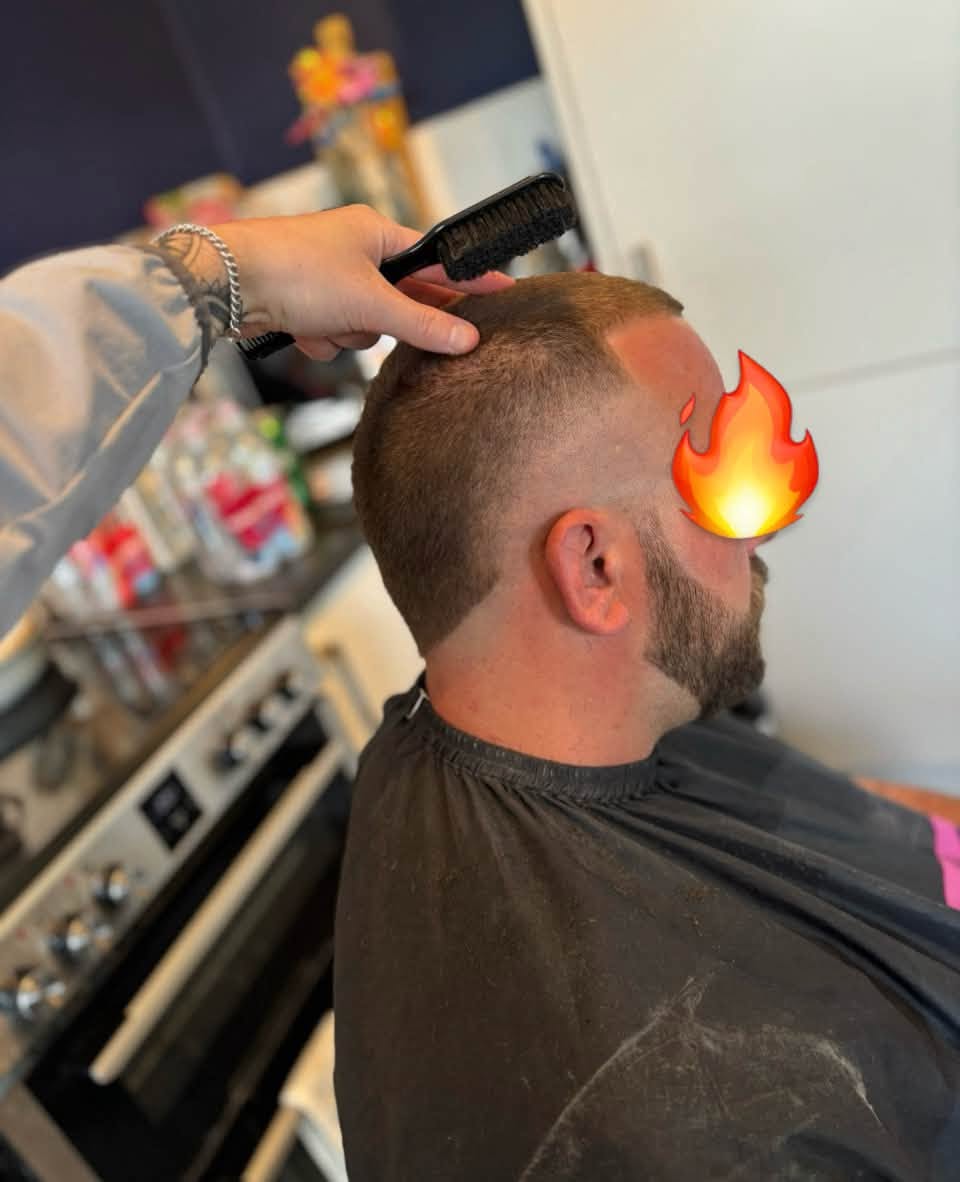 Fresh fade haircut by MK Trimz